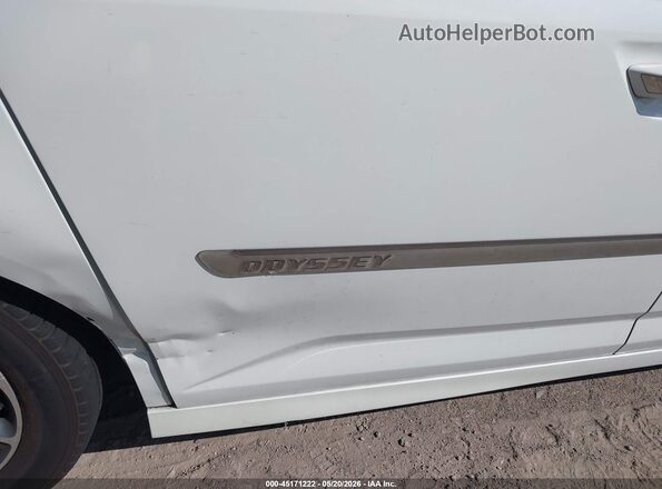 5FNRL5H99HB502663 2017 HONDA ODYSSEY White Vista frontal