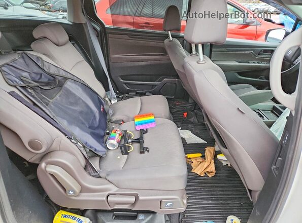 5FNRL6H49LB500754 2020 HONDA ODYSSEY Белый Вид задней части салона