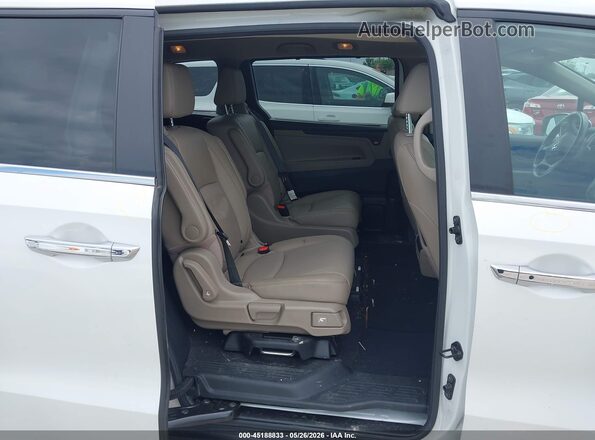 5FNRL6H60PB030282 2023 HONDA ODYSSEY White VIN կոդի պիտակի տեսք