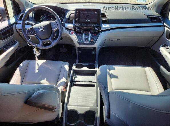 5FNRL6H62RB034031 2024 HONDA ODYSSEY Gray Widok deski rozdzielczej
