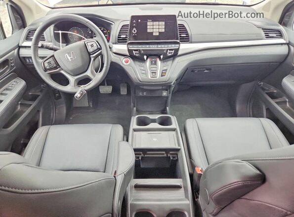 5FNRL6H65TB015660 2026 HONDA ODYSSEY White Vista del salpicadero