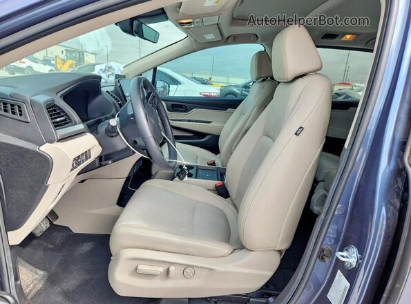 5FNRL6H69SB037689 2025 HONDA ODYSSEY Blue Front interior view