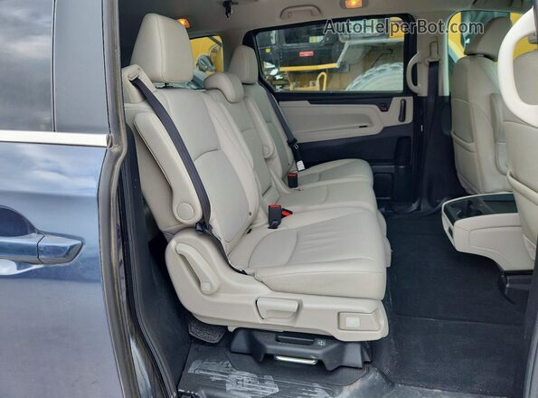 5FNRL6H69SB037689 2025 HONDA ODYSSEY Blue Rear interior view