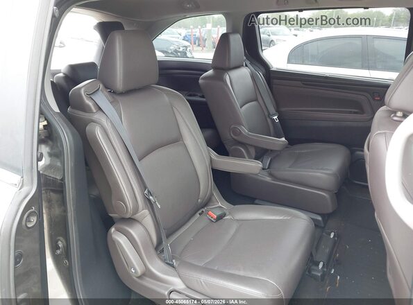 5FNRL6H71JB019047 2018 HONDA ODYSSEY Gray Vista de la etiqueta del VIN