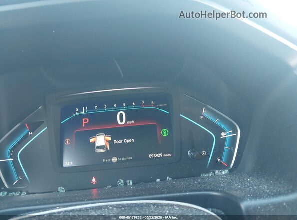 5FNRL6H71NB013111 2022 HONDA ODYSSEY White Vista de los asientos traseros