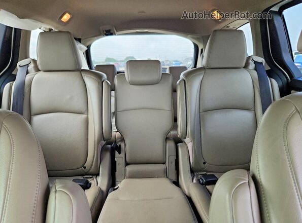 5FNRL6H72JB092265 2018 HONDA ODYSSEY White Widok tylnych siedzeń