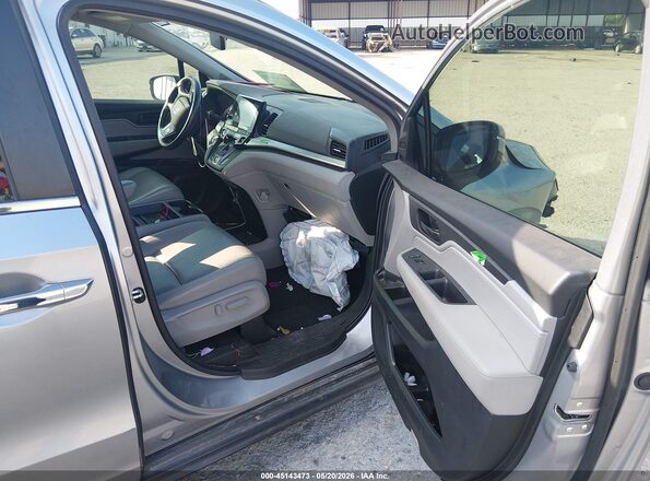 5FNRL6H73KB138042 2019 HONDA ODYSSEY Silver Вид салону спереду
