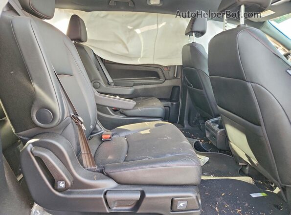 5FNRL6H73TB002138 2026 HONDA ODYSSEY Белый Вид задней части салона