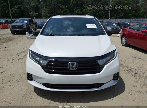 5FNRL6H75RB014820 2024 HONDA ODYSSEY White Rear interior view