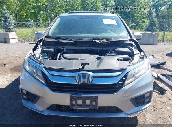 5FNRL6H76JB005743 2018 HONDA ODYSSEY Silver Դիմացի տեսք