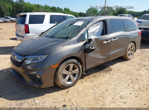 5FNRL6H78JB063708 2018 HONDA ODYSSEY Gray Vista tres cuartos delantera izquierda