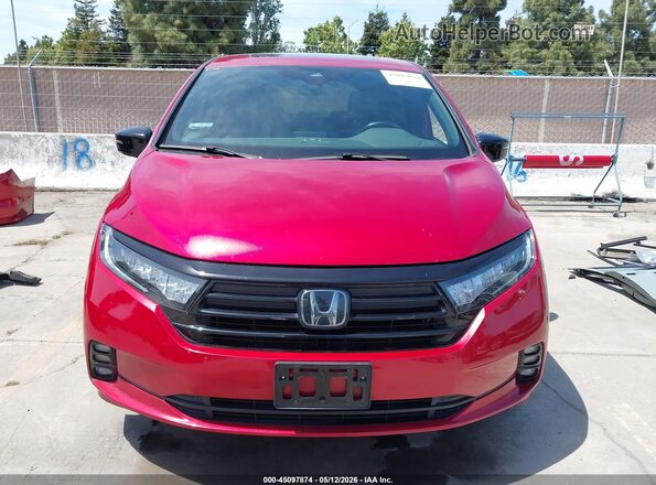 5FNRL6H78PB072577 2023 HONDA ODYSSEY Red Widok wnętrza z tyłu