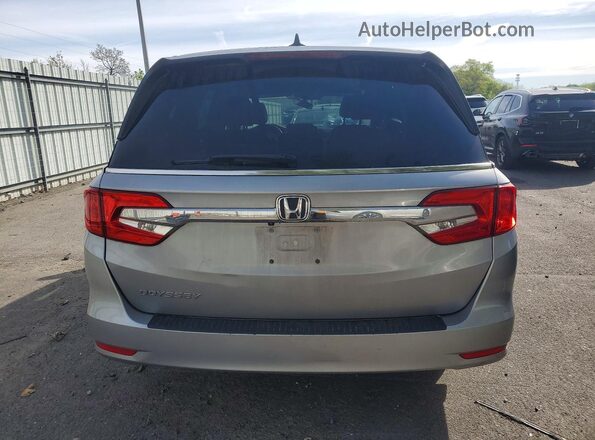 5FNRL6H79JB028000 2018 HONDA ODYSSEY Silver 