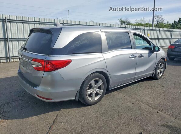 5FNRL6H79JB028000 2018 HONDA ODYSSEY Silver 