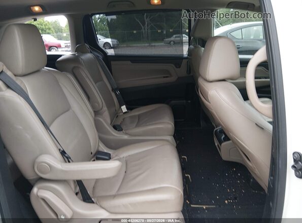 5FNRL6H79JB058792 2018 HONDA ODYSSEY White VIN կոդի պիտակի տեսք