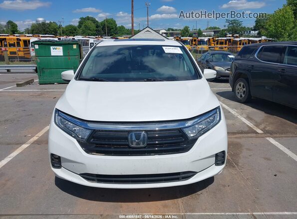 5FNRL6H79NB014121 2022 HONDA ODYSSEY Silver Rear interior view