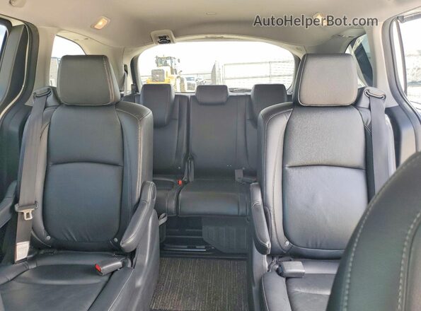 5FNRL6H81NB024599 2022 HONDA ODYSSEY White Widok tylnych siedzeń