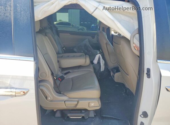 5FNRL6H82NB001431 2022 HONDA ODYSSEY White Vista interior trasera