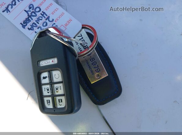 5FNRL6H86RB021591 2024 HONDA ODYSSEY Silver 