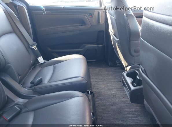 5FNRL6H86RB021591 2024 HONDA ODYSSEY Silver 