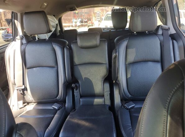 5FNRL6H87MB033919 2021 HONDA ODYSSEY Gray Widok tylnych siedzeń