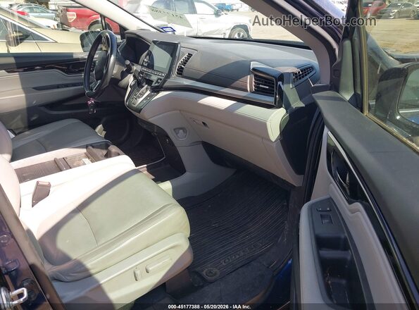 5FNRL6H90JB002497 2018 HONDA ODYSSEY Blue Front interior view
