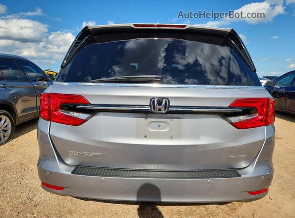 5FNRL6H91NB009478 2022 HONDA ODYSSEY Silver Rear view