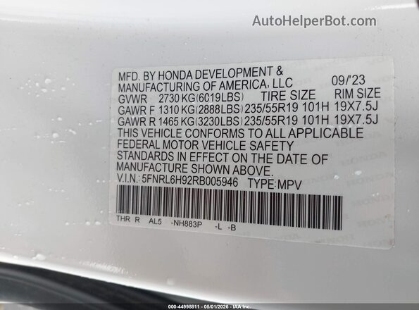 5FNRL6H92RB005946 2024 HONDA ODYSSEY White Vista del compartimento del motor