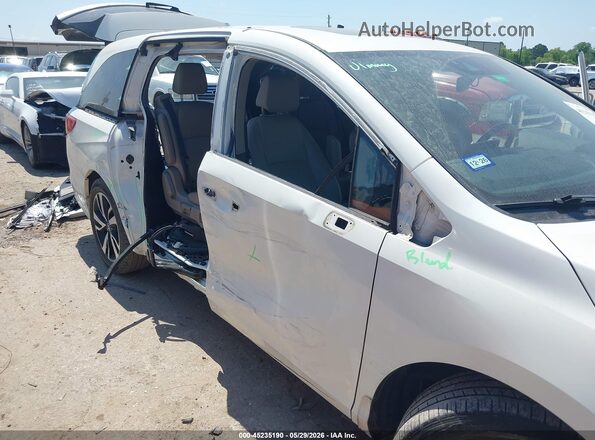 5FNRL6H93JB042248 2018 HONDA ODYSSEY White Դիմացի տեսք