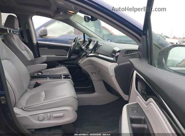 5FNRL6H93PB009582 2023 HONDA ODYSSEY Navy Вид салону спереду