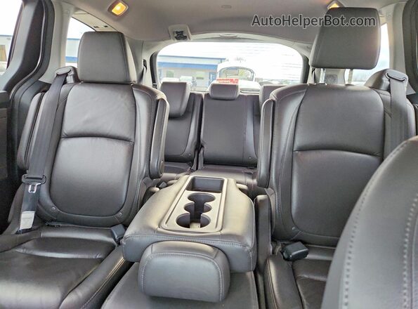 5FNRL6H97LB000023 2020 HONDA ODYSSEY Silver Vista de los asientos traseros