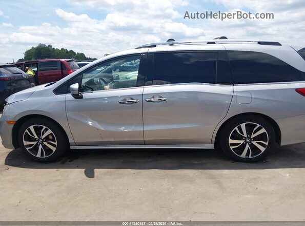 5FNRL6H99JB058339 2018 HONDA ODYSSEY Silver 