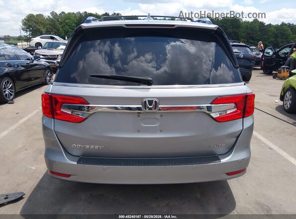 5FNRL6H99JB058339 2018 HONDA ODYSSEY Silver 