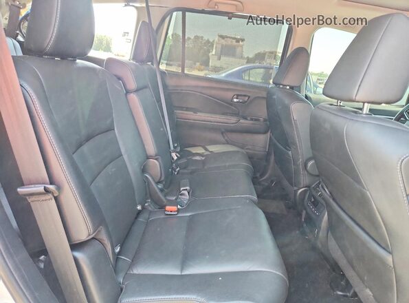 5FNYF5H27NB021196 2022 HONDA PILOT White Вид задньої частини салону