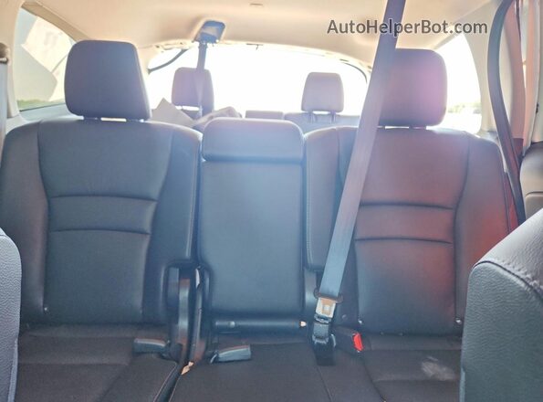 5FNYF5H27NB021196 2022 HONDA PILOT White Вид задніх сидінь
