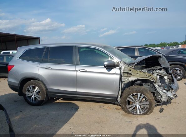 5FNYF5H32HB017604 2017 HONDA PILOT Silver Widok wnętrza 360 stopni