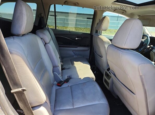 5FNYF5H51KB007865 2019 HONDA PILOT Silver 
