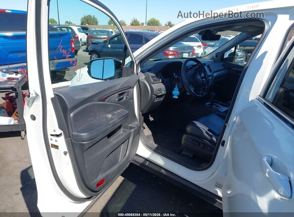 5FNYF5H54KB006645 2019 HONDA PILOT White Vista interior delantera