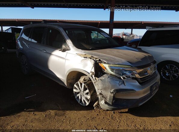 5FNYF5H58KB012691 2019 HONDA PILOT Silver Widok z przodu
