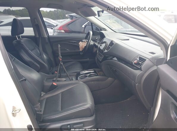 5FNYF5H90KB018150 2019 HONDA PILOT White Vista interior delantera