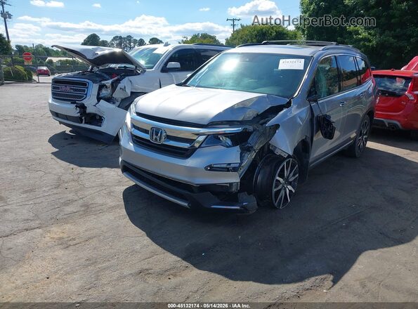 5FNYF5H91NB005959 2022 HONDA PILOT Silver Vista tres cuartos delantera izquierda