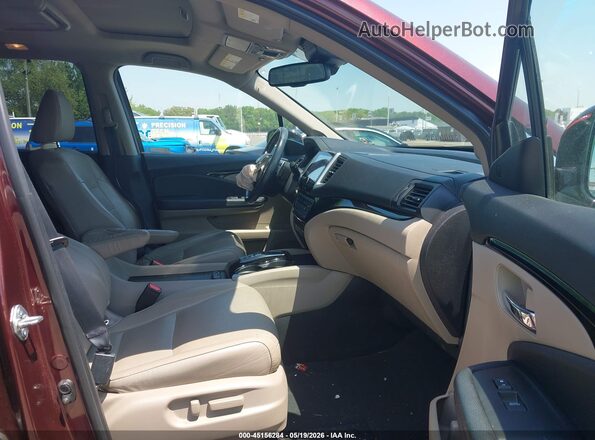 5FNYF6H04JB016827 2018 HONDA PILOT Maroon Front interior view