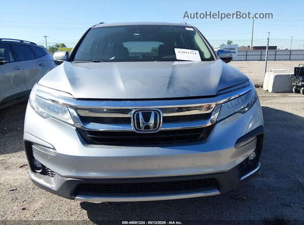5FNYF6H05KB003117 2019 HONDA PILOT Gray Вид задньої частини салону