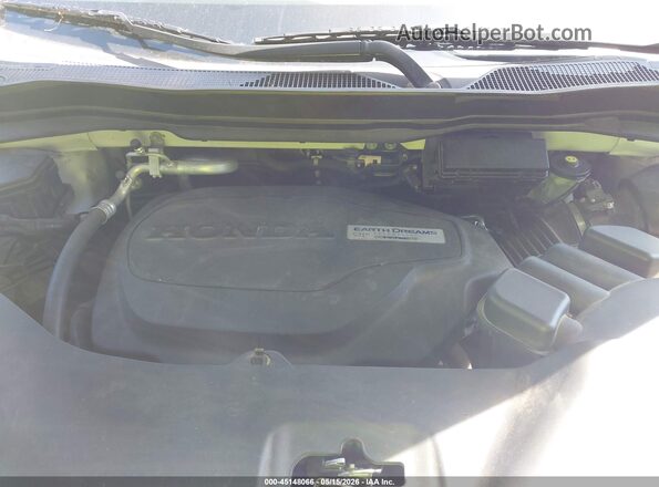 5FNYF6H09HB010905 2017 HONDA PILOT White Rear view