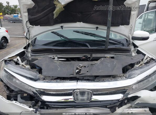 5FNYF6H09KB084204 2019 HONDA PILOT White უკანა ხედი
