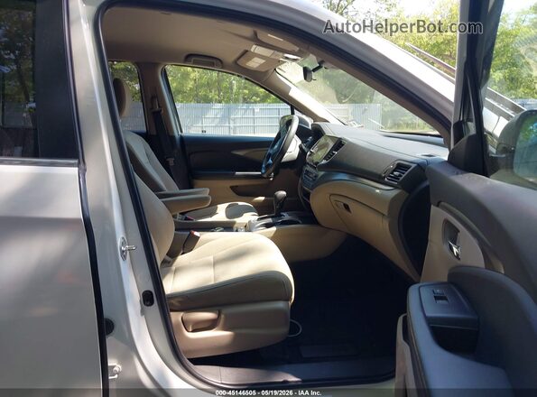 5FNYF6H33LB070276 2020 HONDA PILOT White Вид салону спереду