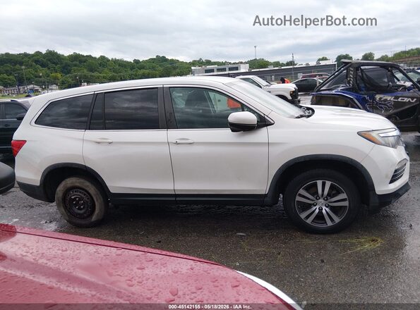 5FNYF6H3XJB019046 2018 HONDA PILOT Белый Вид задней части салона