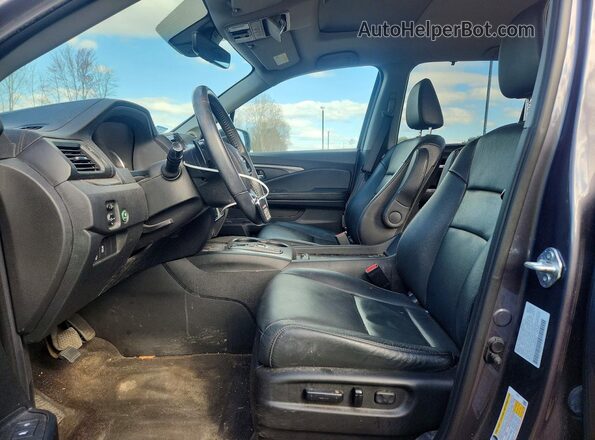 5FNYF6H53MB094807 2021 HONDA PILOT Gray Front interior view