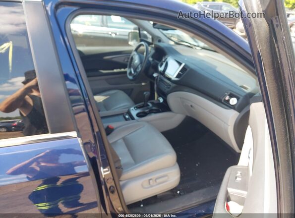 5FNYF6H54HB053530 2017 HONDA PILOT Синий Вид салона спереди