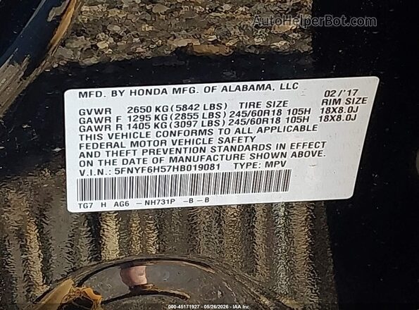 5FNYF6H57HB019081 2017 HONDA PILOT Black Widok komory silnika